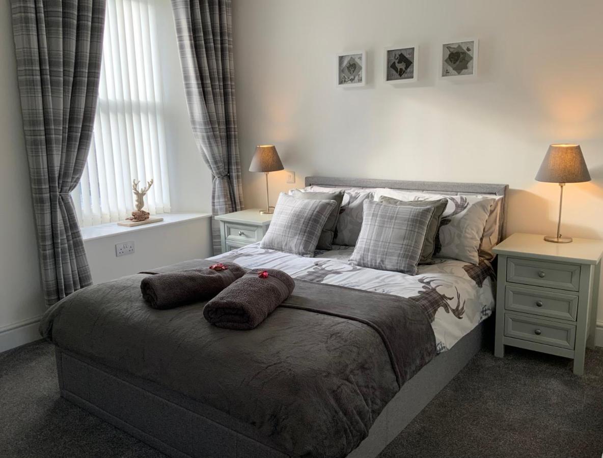 Deeside Snugs Apartments Kincardine O'Neil Eksteriør bilde