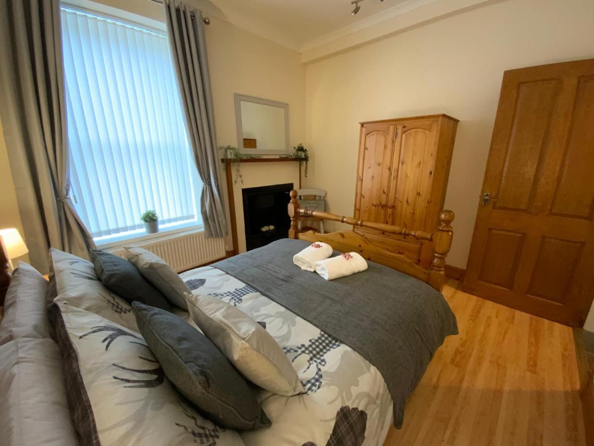 Deeside Snugs Apartments Kincardine O'Neil Eksteriør bilde